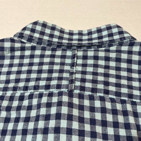 Banana Republic Button Down Short Sleeve Blue Shirt Medium - Picture 9 of 9